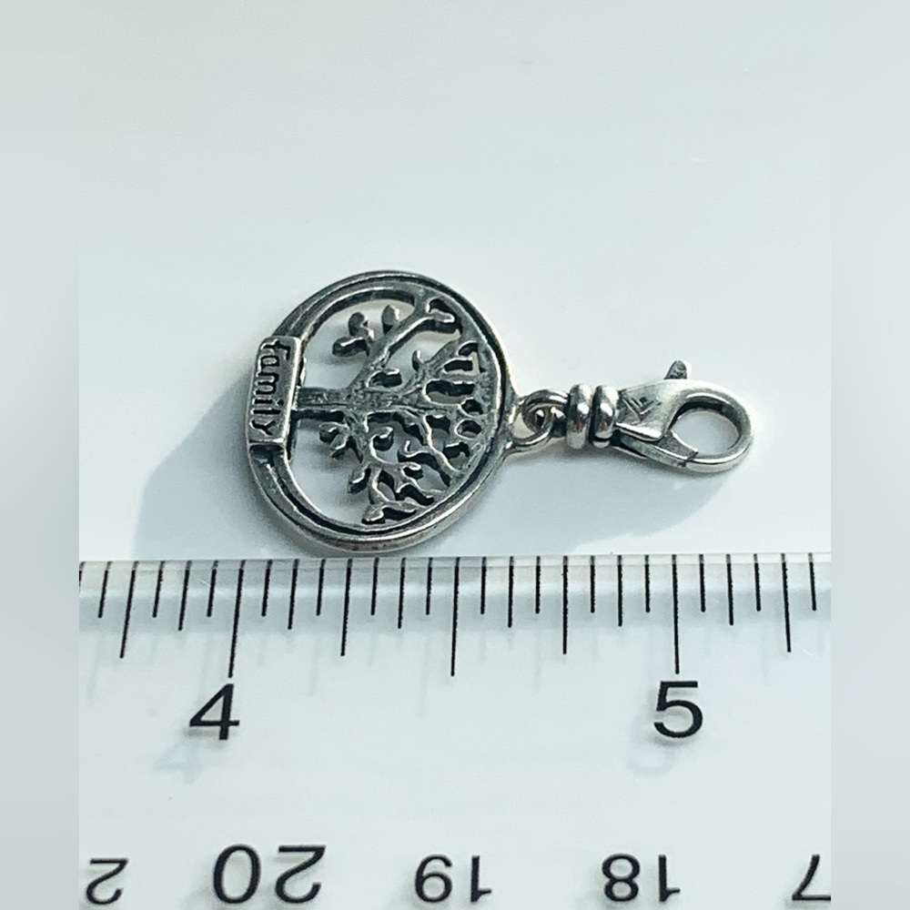 Silpada Vintage Sterling FAMILY TREE Charm - Picture 4 of 5